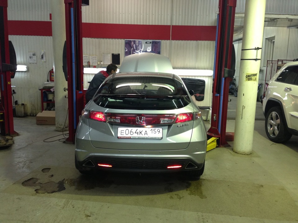 Стойки — Honda Civic Hatchback (8G), 1,8 л, 2007 года | визит на сервис ...