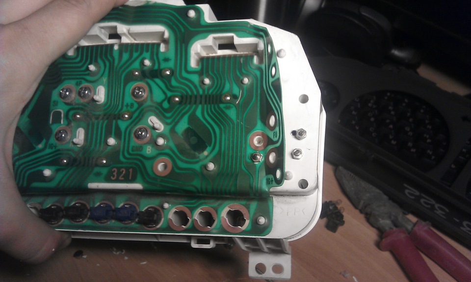 Датчик уровня топлива из приборки 3110 — ГАЗ 3102, 3 л, 2006 года ...