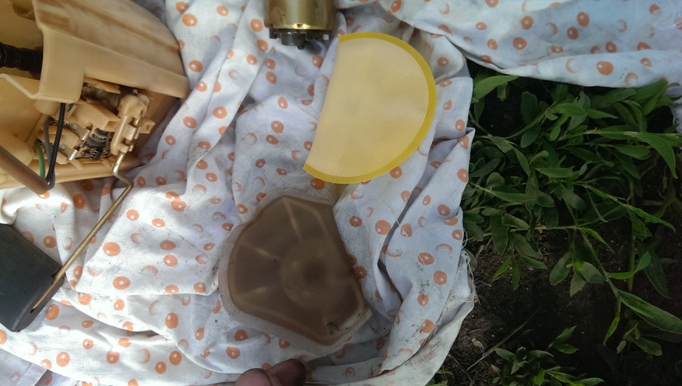 заменил топливный фильтр и сетку в бензонасосе — Hyundai Accent (2G), 1 ...