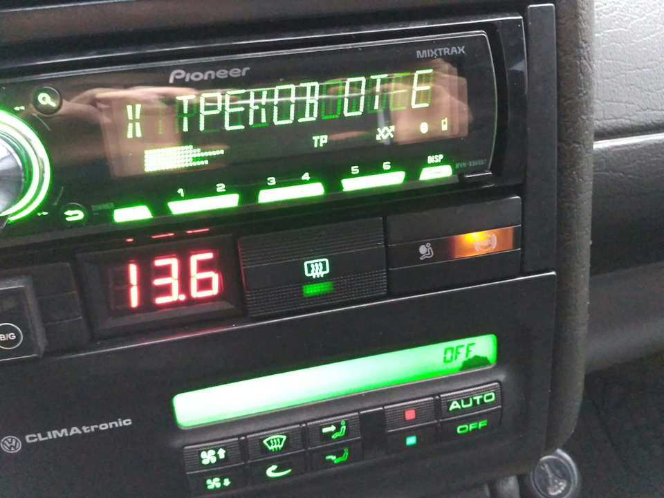 АБС/ЕДС не работает, просто отключил задний датчик Абс с разъёма! — Volkswagen Passat Variant (B4)