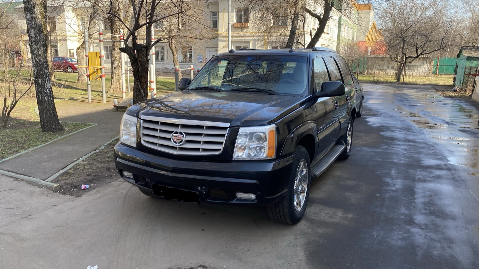 Cadillac Escalade (2G) 6.0 бензиновый 2005 | Американский квадрат на DRIVE2