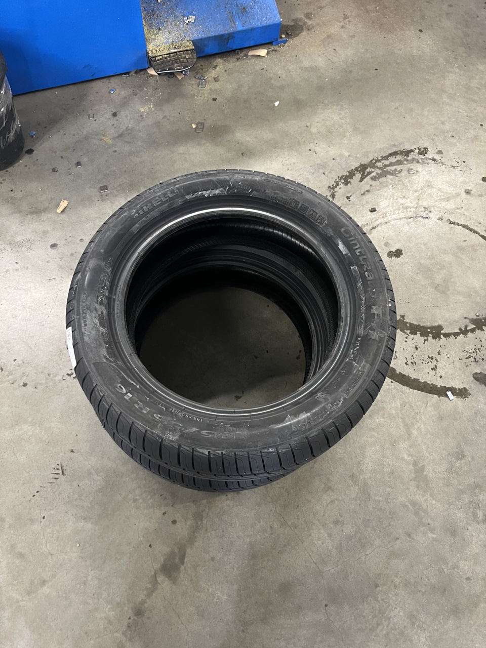 2 колеса принесли — Skoda Rapid (1G)