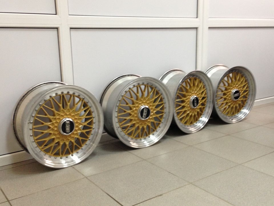 Оригинальный 18. BBS RS r18. BBS super RS r18. Колеса BBS r18. BBS super RS 18.