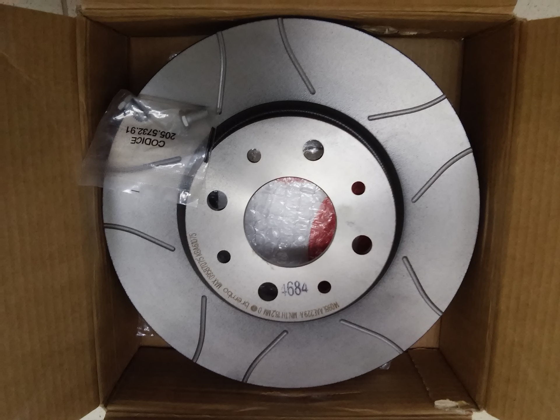 Тормозные диски калина. BREMBO 09907811 диск тормозной. BREMBO 09587075 тормозной диск. Диск тормозной BREMBO 09914410. Тормозной диск BREMBO 09721721.