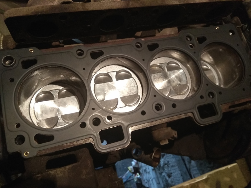 Замена поршней 21126 — Lada Калина хэтчбек, 1,6 л, 2010 года | своими ...