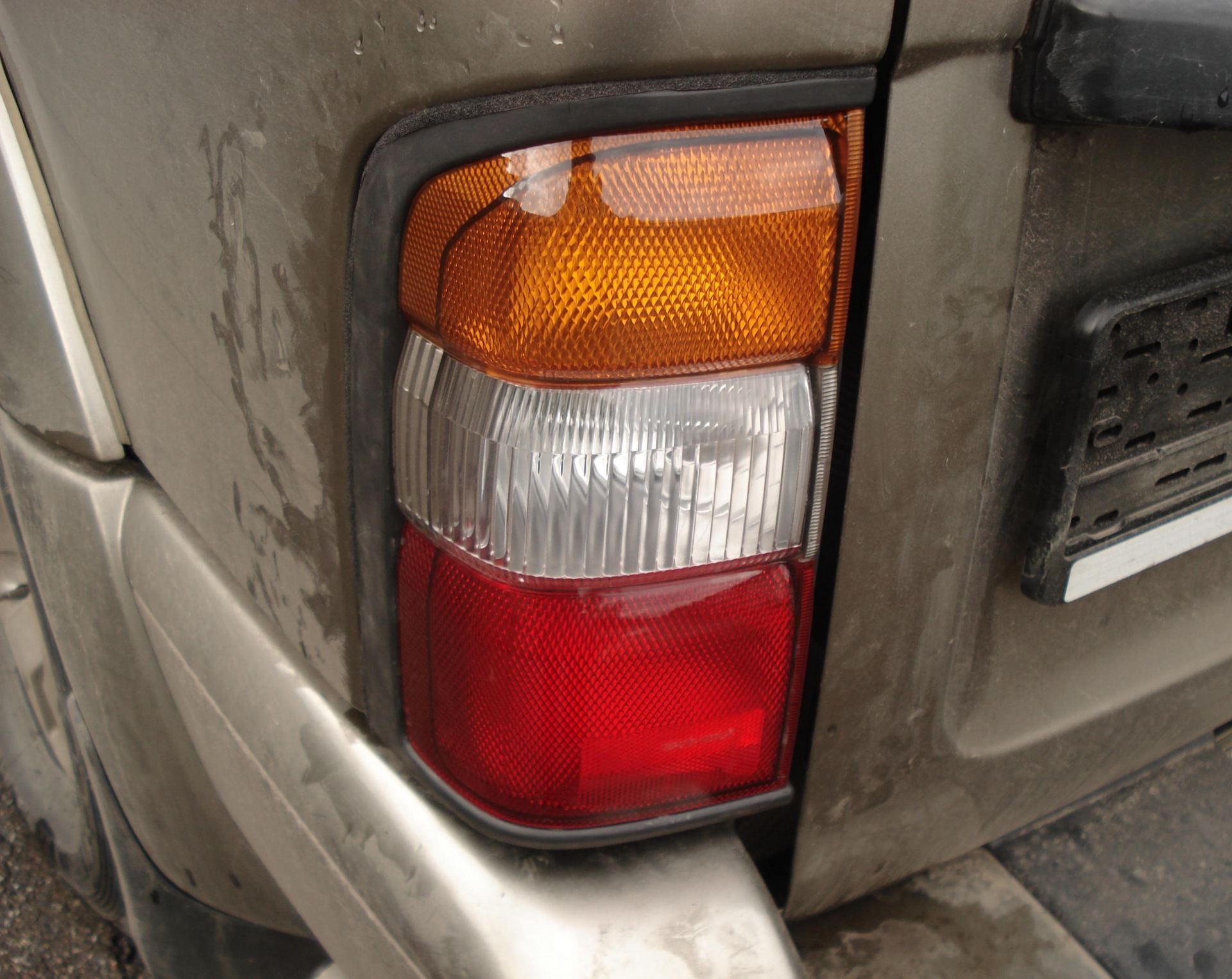 Фото в бортжурнале Nissan Patrol GR II (Y61)