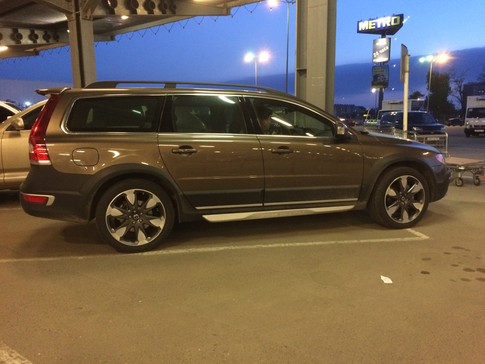 эракиры 19" — Volvo XC70 III, 2,4 л, 2014 года | стайлинг | DRIVE2