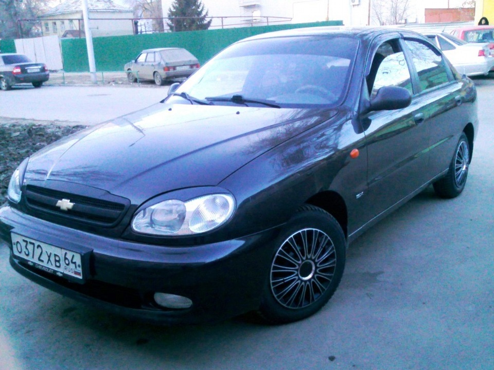 Черный Chevrolet lanos 2007