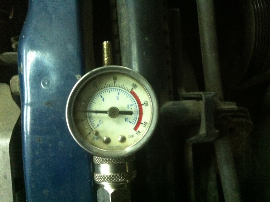 Как замерить давление топлива на субару