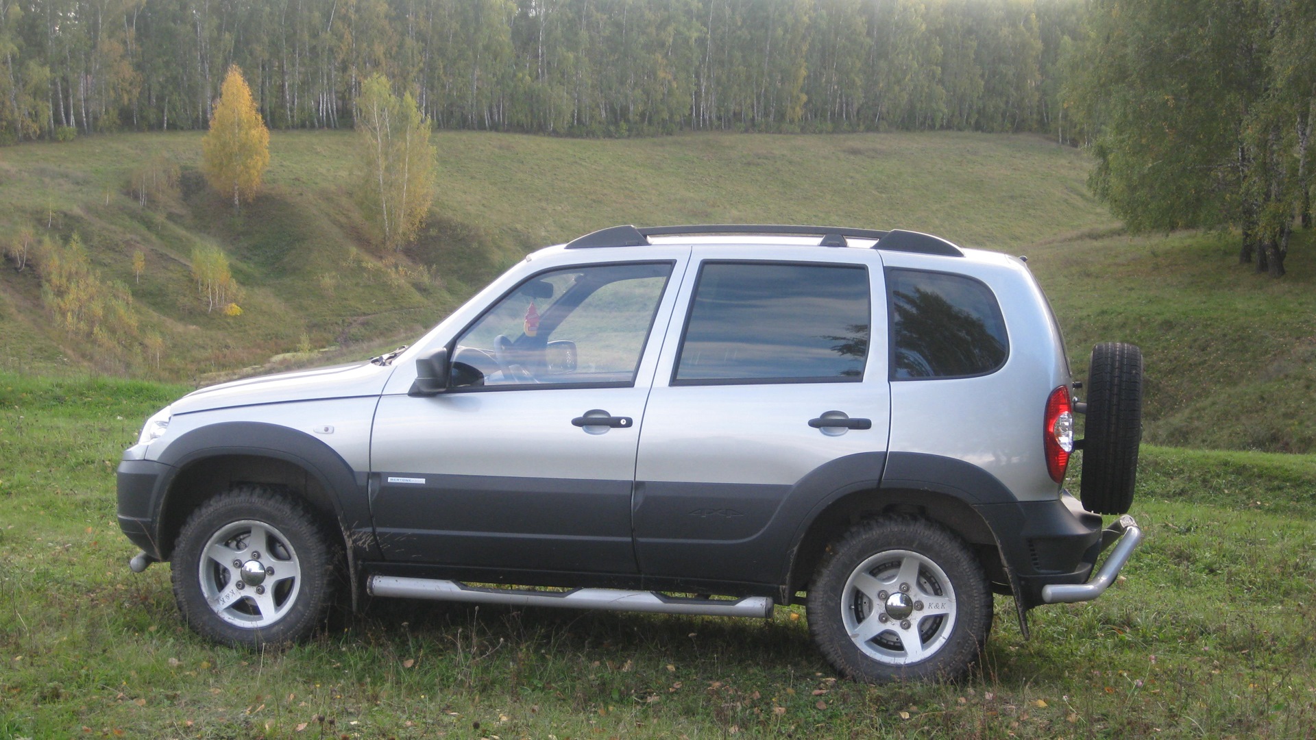 Chevrolet Niva 1.6 бензиновый 2013 | : Жидкое Серебро на DRIVE2