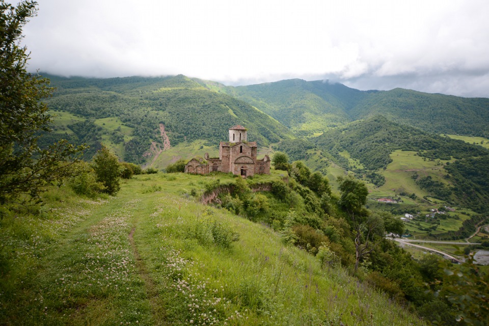 Сентинский храм Домбай