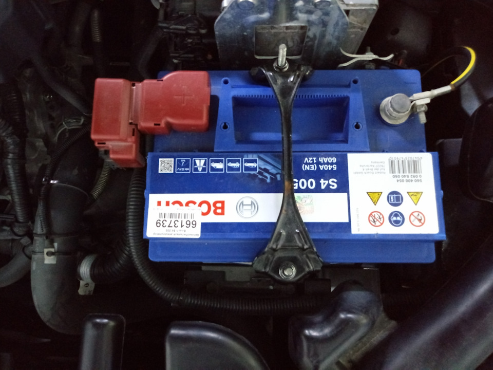 Пришло время замены АКБ. — Nissan Qashqai+2, 2 л, 2013 года ...