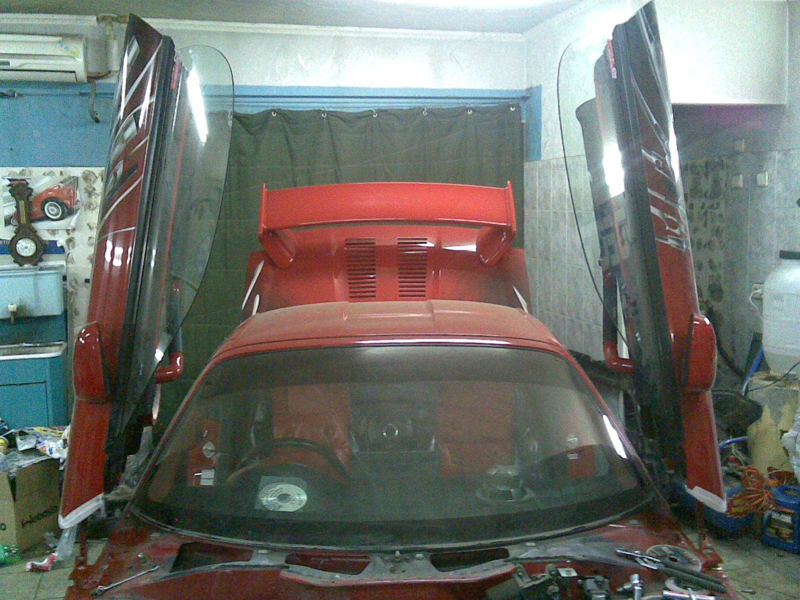 Lambo doors first opening - Toyota MR-S 18 L 2001