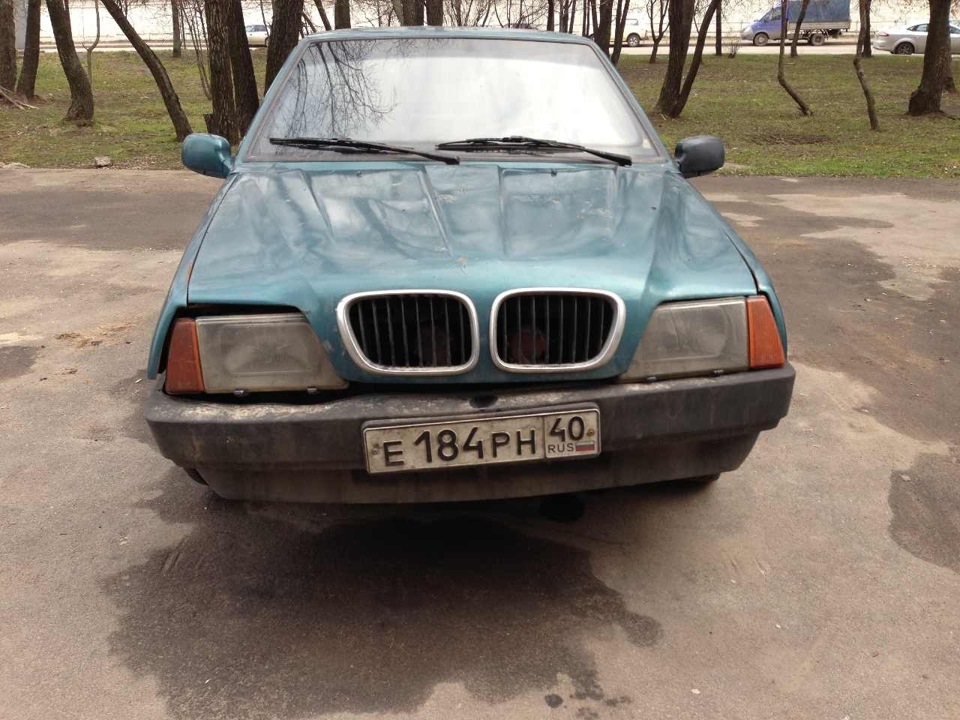 BMW со значком Мерседес