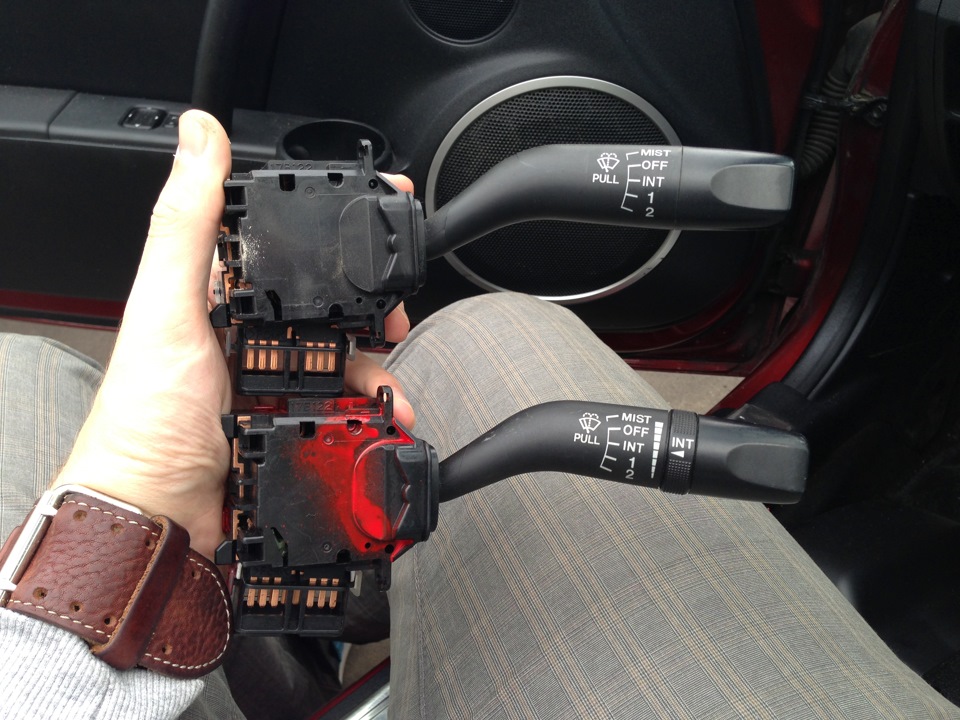 Замена подрулевого переключателя toyota. Подрулевой переключатель logan 1. Подрулевые переключатели хендай гетц. Плата подрулевых переключателей мазда рх 8. Honda elysion замена подрулевых переключателей.