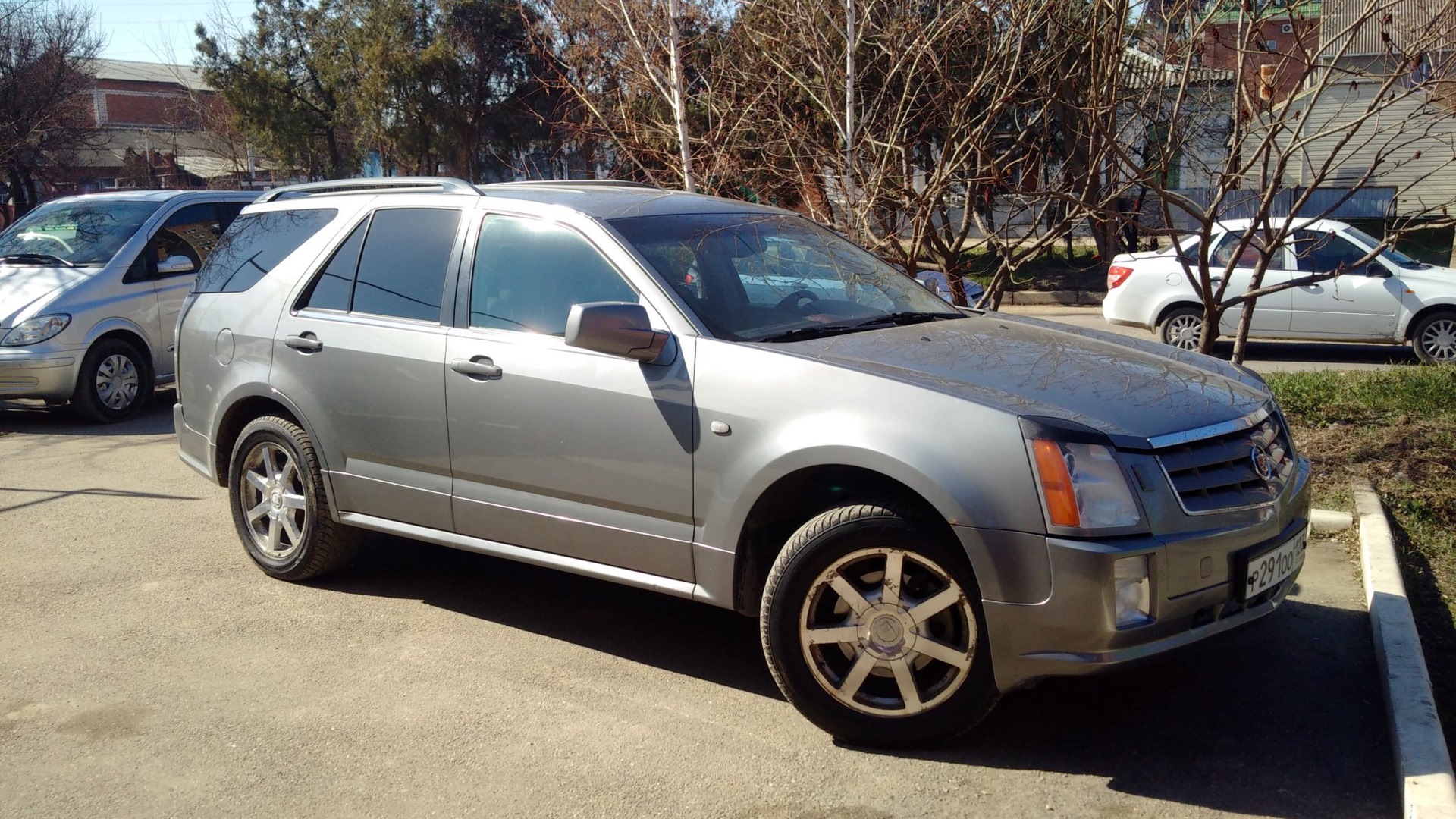 Cadillac srx 1 фото