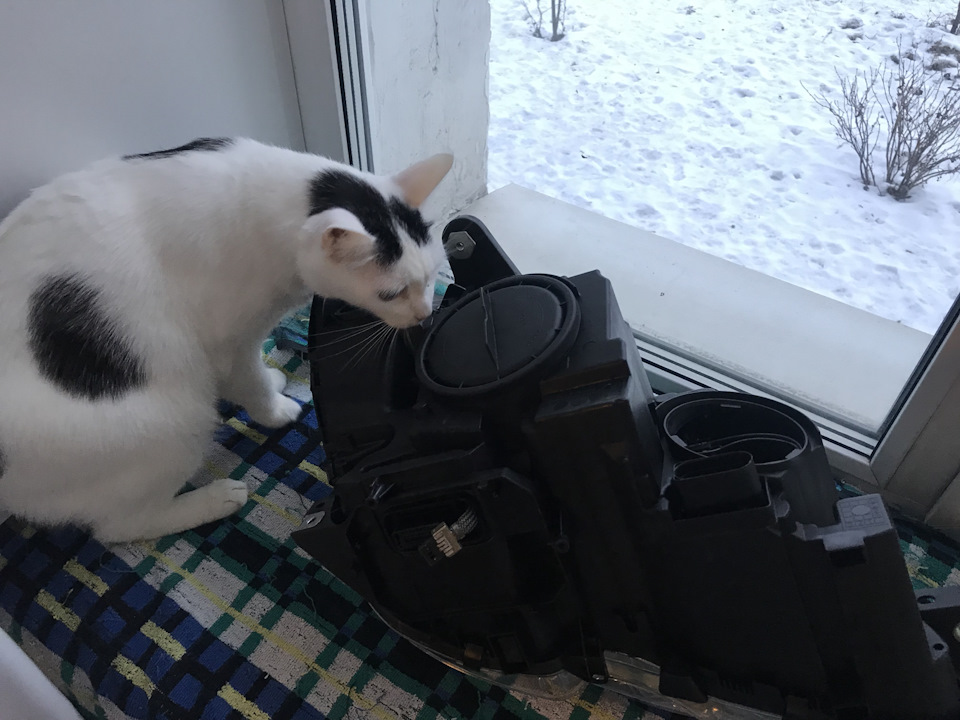 Распаковка фары под ксенон w204, фирма SAt — Mercedes-Benz C-class ...