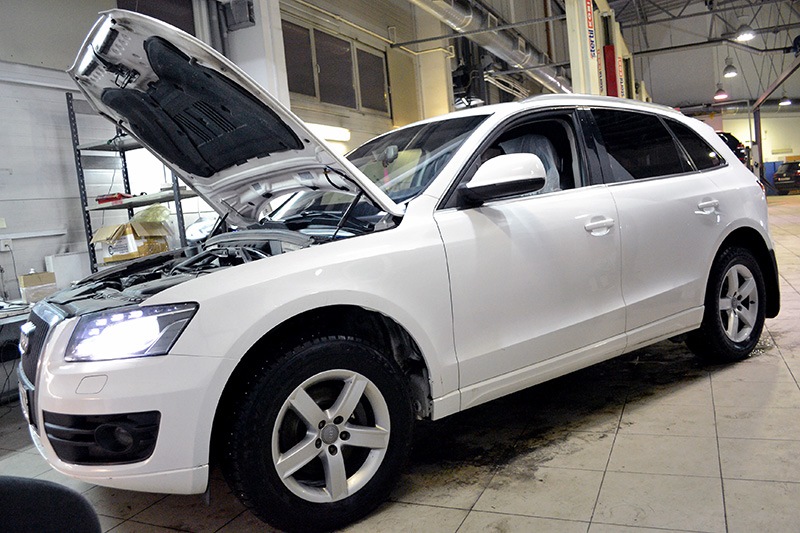 Audi Q5 I      -     