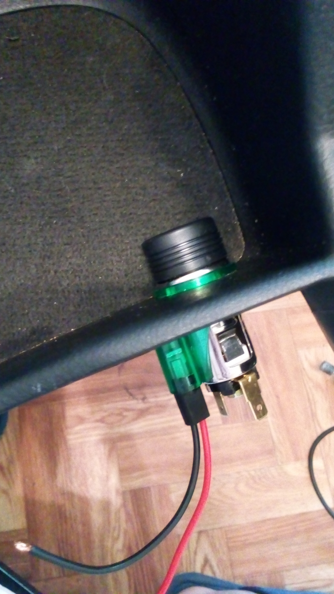 Прикуриватель с подсветкой. — Chevrolet Lacetti 5D, 1,6 л, 2008 года ...