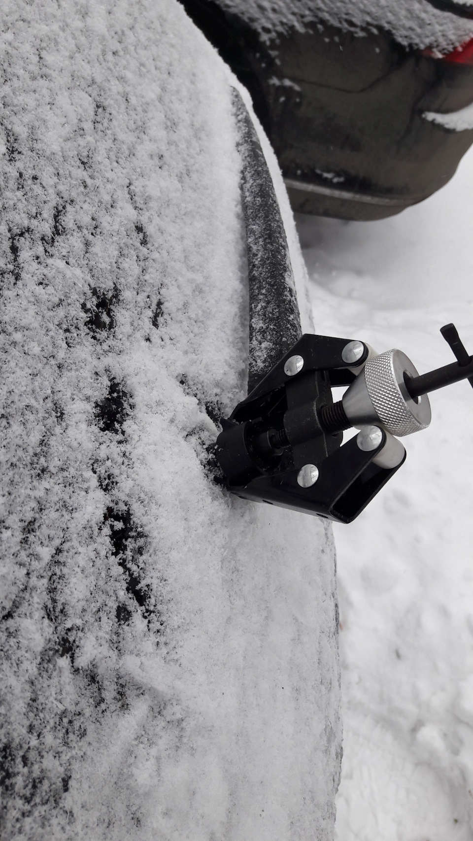 Не могу снять заднюю щетку. — Audi A3 Sportback (8PA), 1,4 л, 2012 года ...