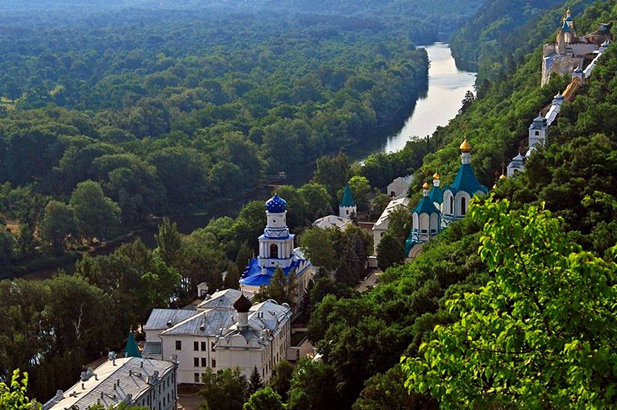 Святогорск Пещерная Церковь