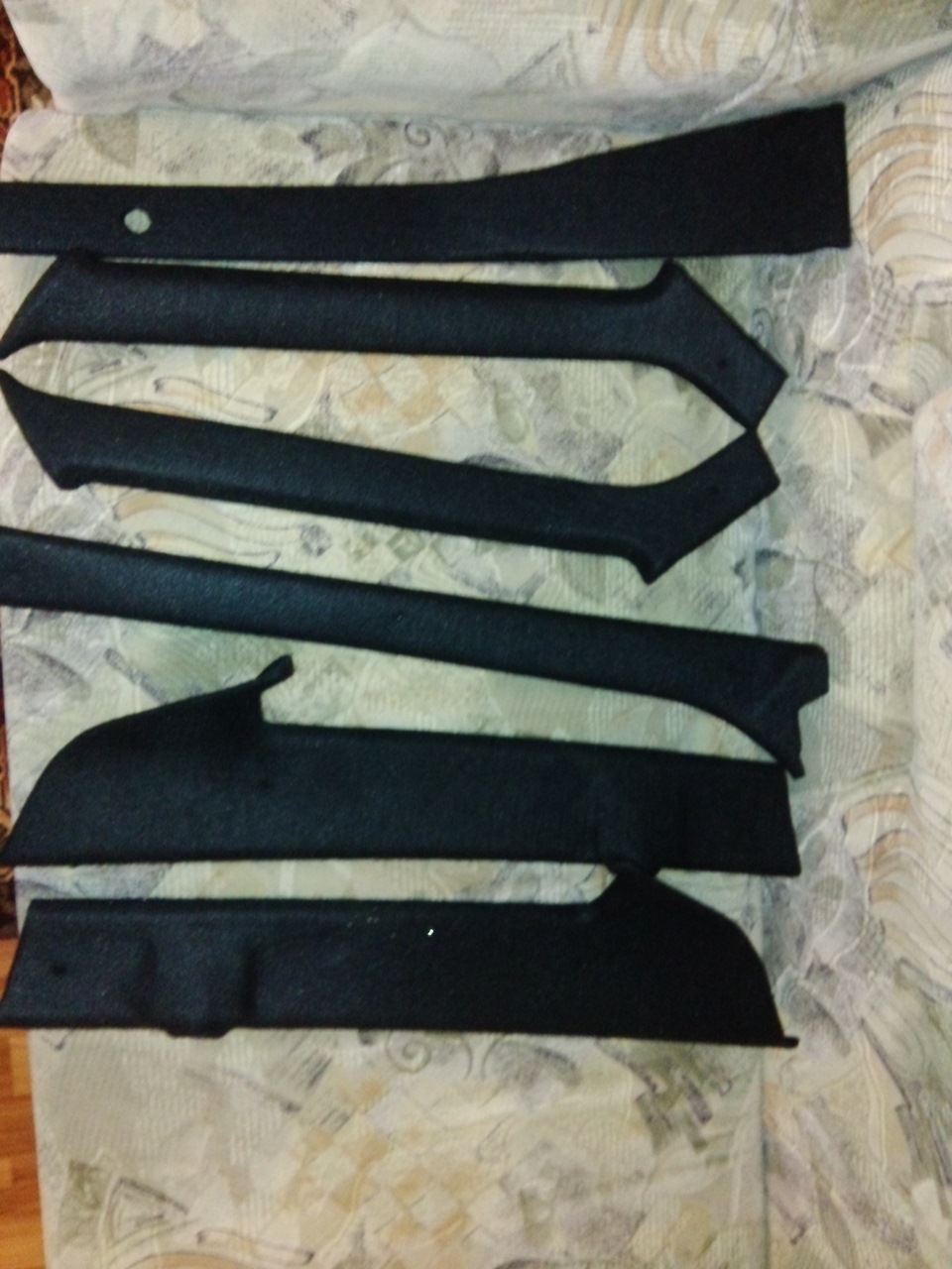 Пластик салона и полку багажника обтянул карпетом! — Lada 21093i, 1,6 л ...