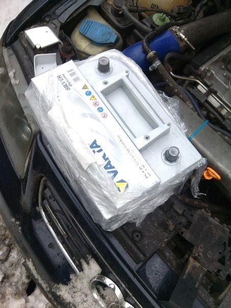 Замена аккумулятора и адаптация дросселя — Audi A3 (8L), 1,8 л, 2000 ...