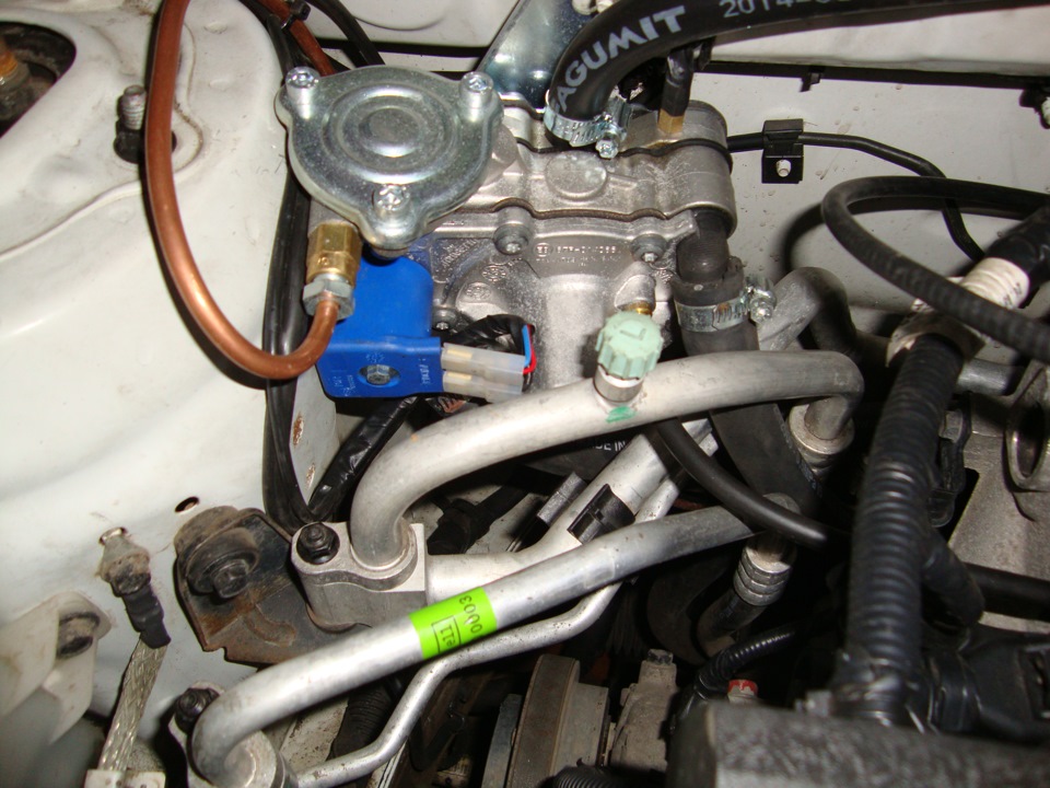 снять гбо 4 поколения. датчик температуры гбо прора. газовые форсунки ваз. гбо 4 поколения на гранту. снять гбо 4 поколения.