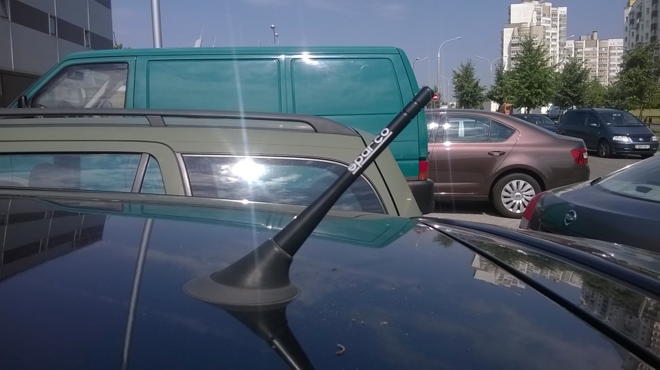 Body: Прикупил антенку — Mazda 323 VI, 1,8 л., 1999 года | аксессуары ...