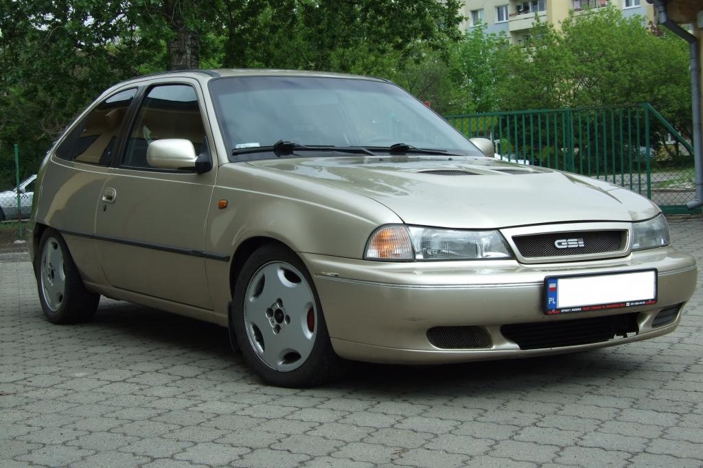 Нексия опель кадет. Опель кадет и Дэу Нексия. Opel Kadett e и Daewoo Nexia. Opel Kadett Nexia. Опель кадет Дэу Нексия 2.