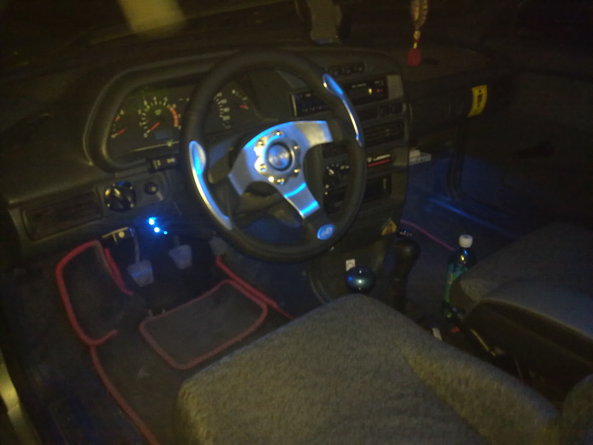 замена штатного руля и подрулевх переключателей от шеви нивы — Lada ...