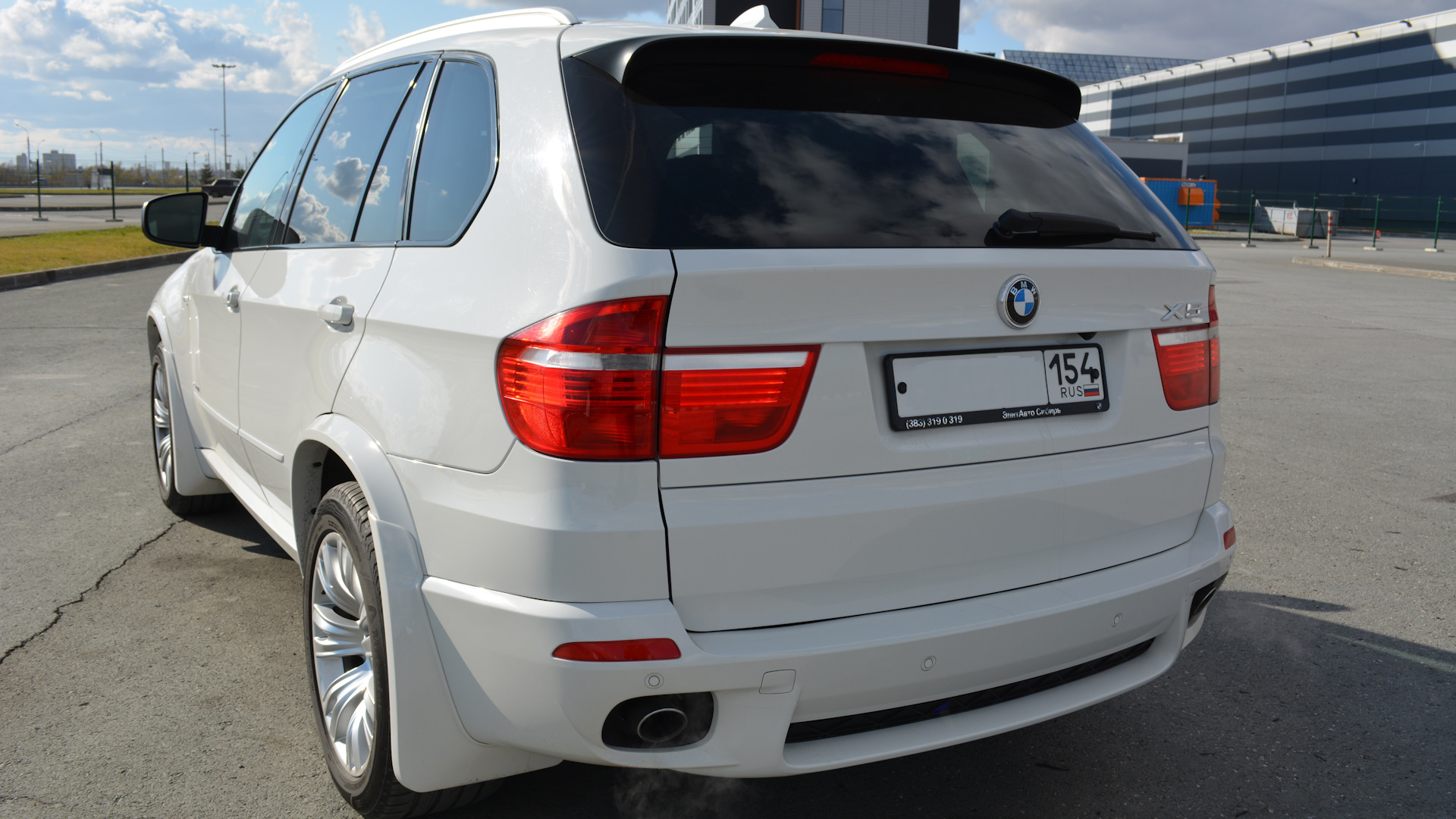 BMW X5 (E70) 3.0 бензиновый 2009 | 3.0i ///M Pack на DRIVE2