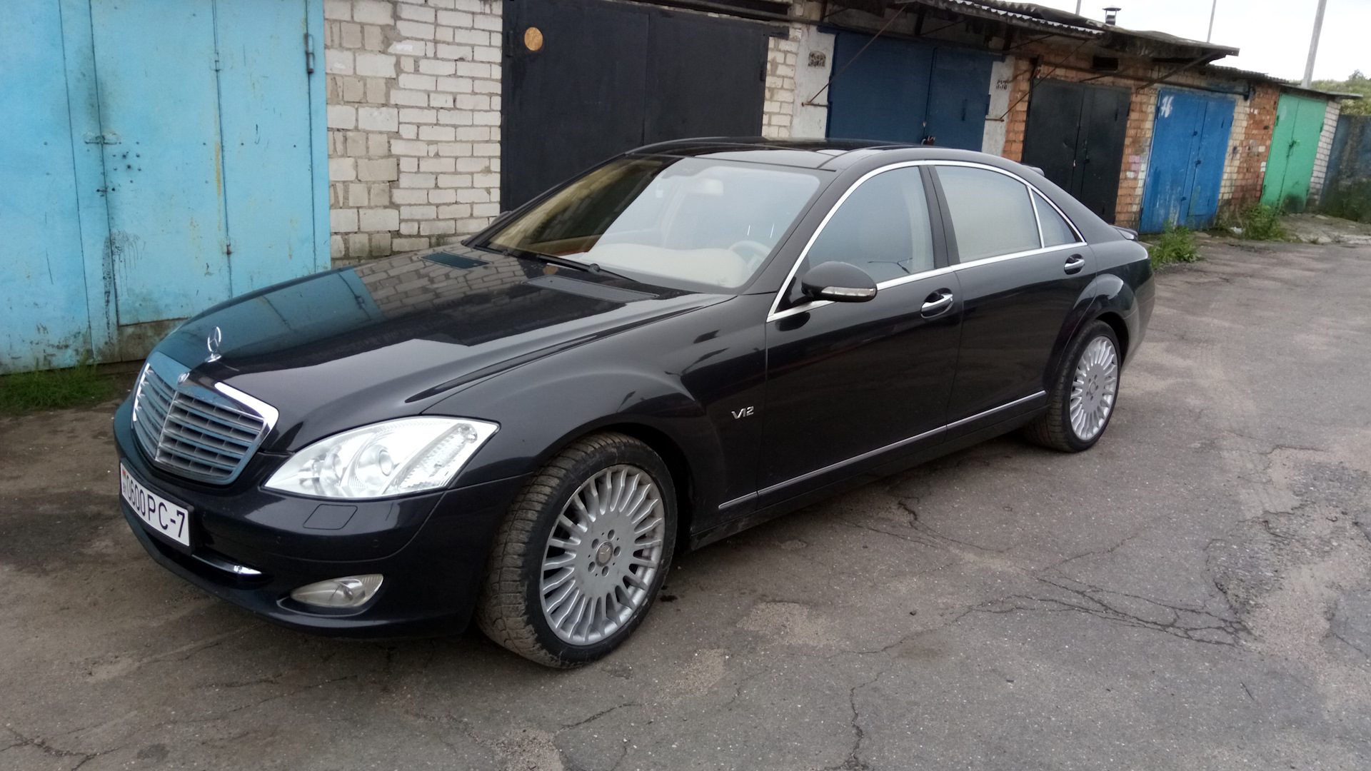 Mercedes Benz s600 w221