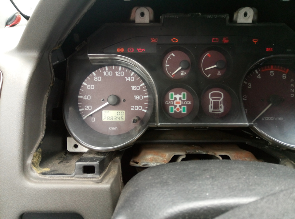 Потухли лампочки на приборке. — Mitsubishi Pajero (3G), 3,2 л, 2000 ...