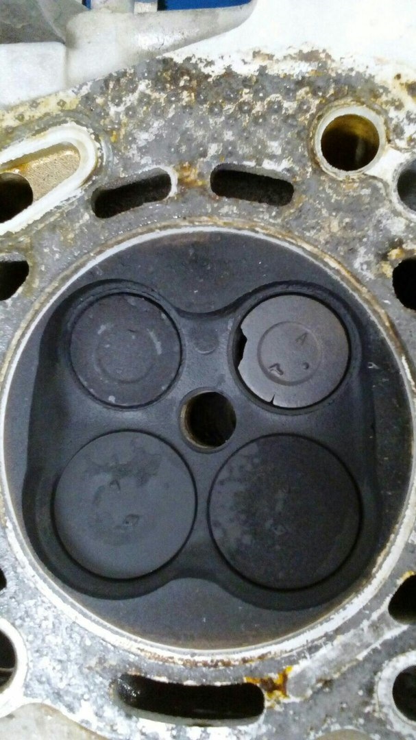 Прогар клапана ваз 2114. Прогоревший клапан змз 406. Прогоревший клапан ваз 2109. Прогар клапана ваз 2114. Прогар клапана ваз 2114.