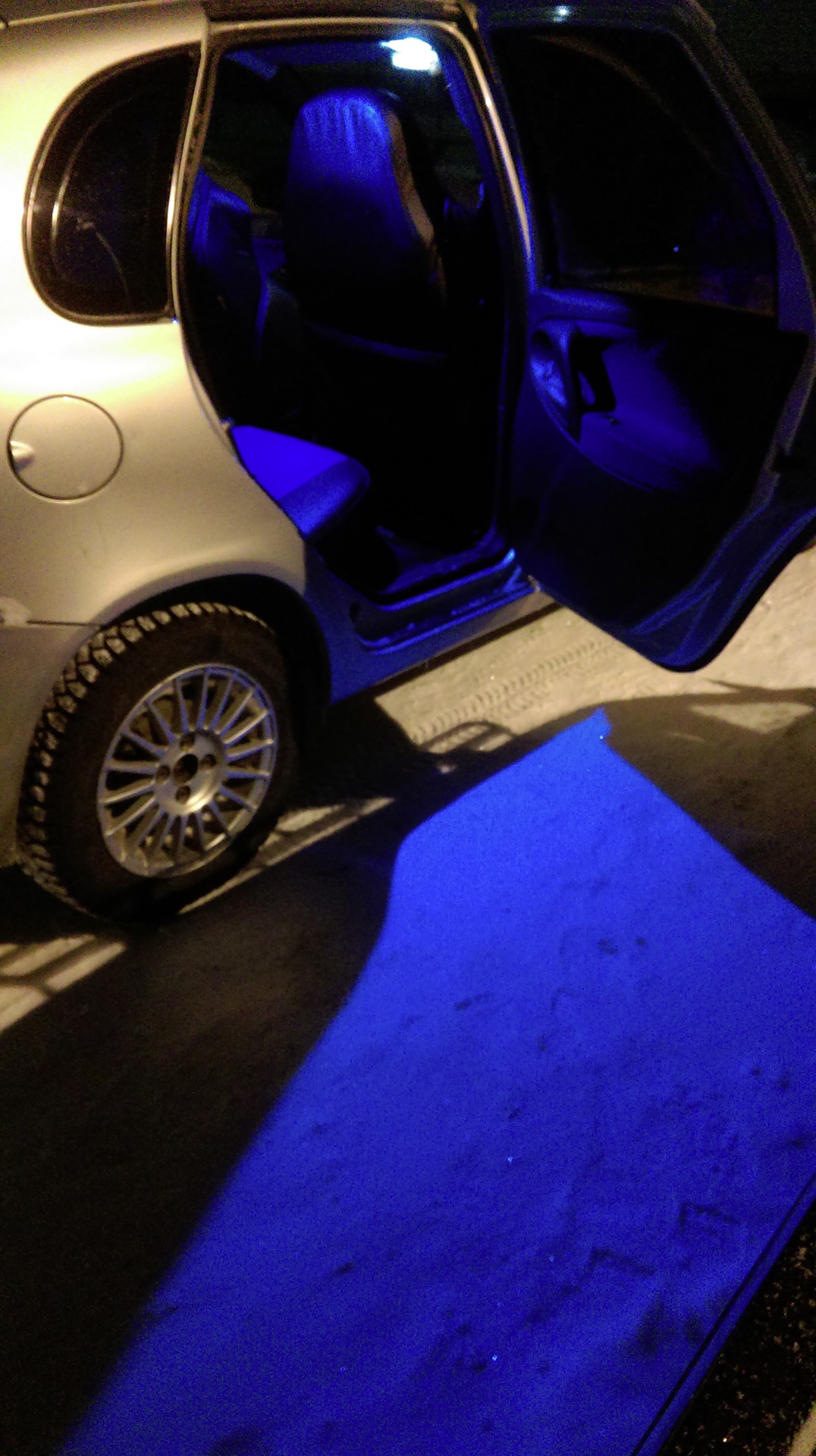 Подсветка салона — Lada Калина Спорт, 1,4 л, 2009 года | электроника ...