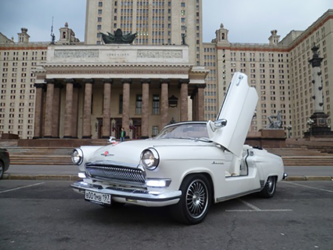 Отличный пример сочетания классики и современности: доработанный ГАЗ-21 из Сарат