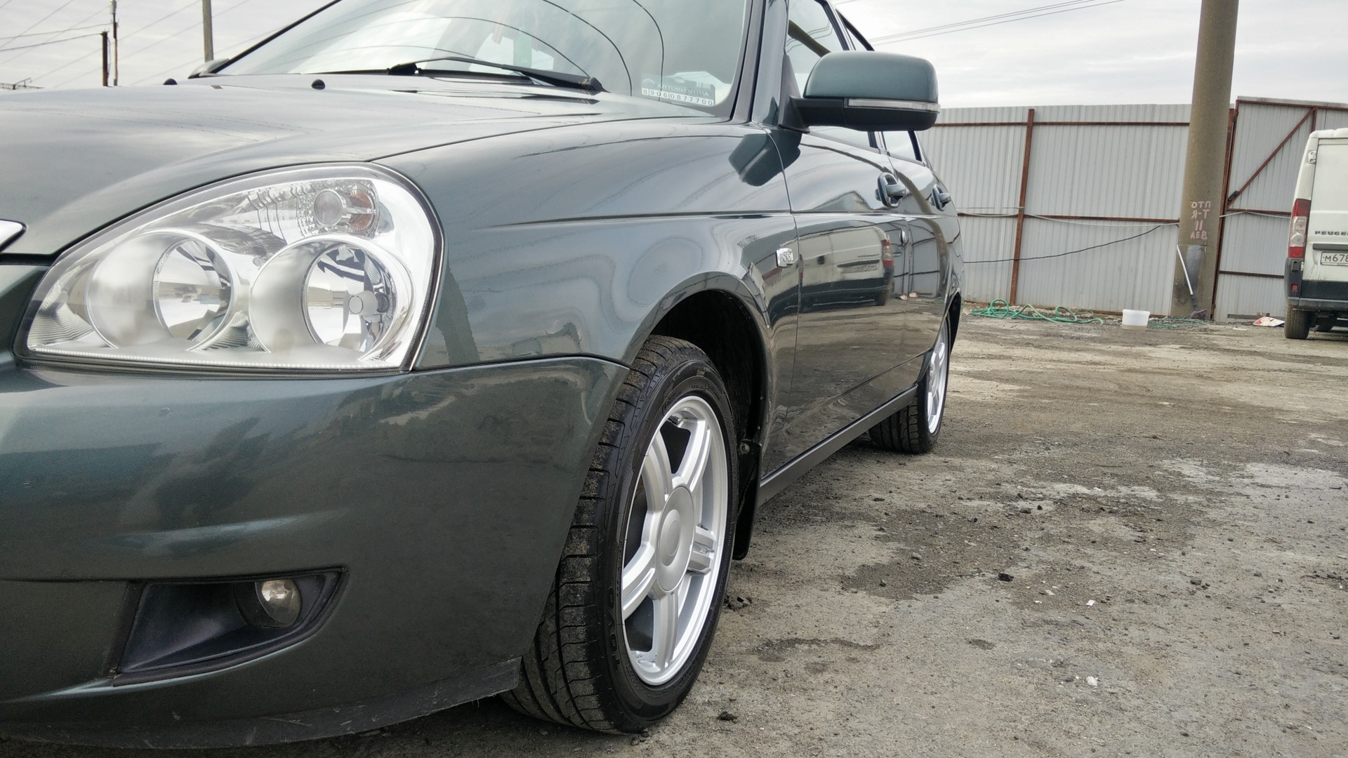 Lada Приора хэтчбек 1.6 бензиновый 2011 | #Сочи# на DRIVE2