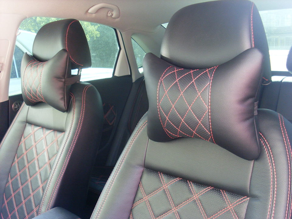 Подушки под шею из экокожи Altona от AS-Inter. — Volkswagen Polo Sedan ...