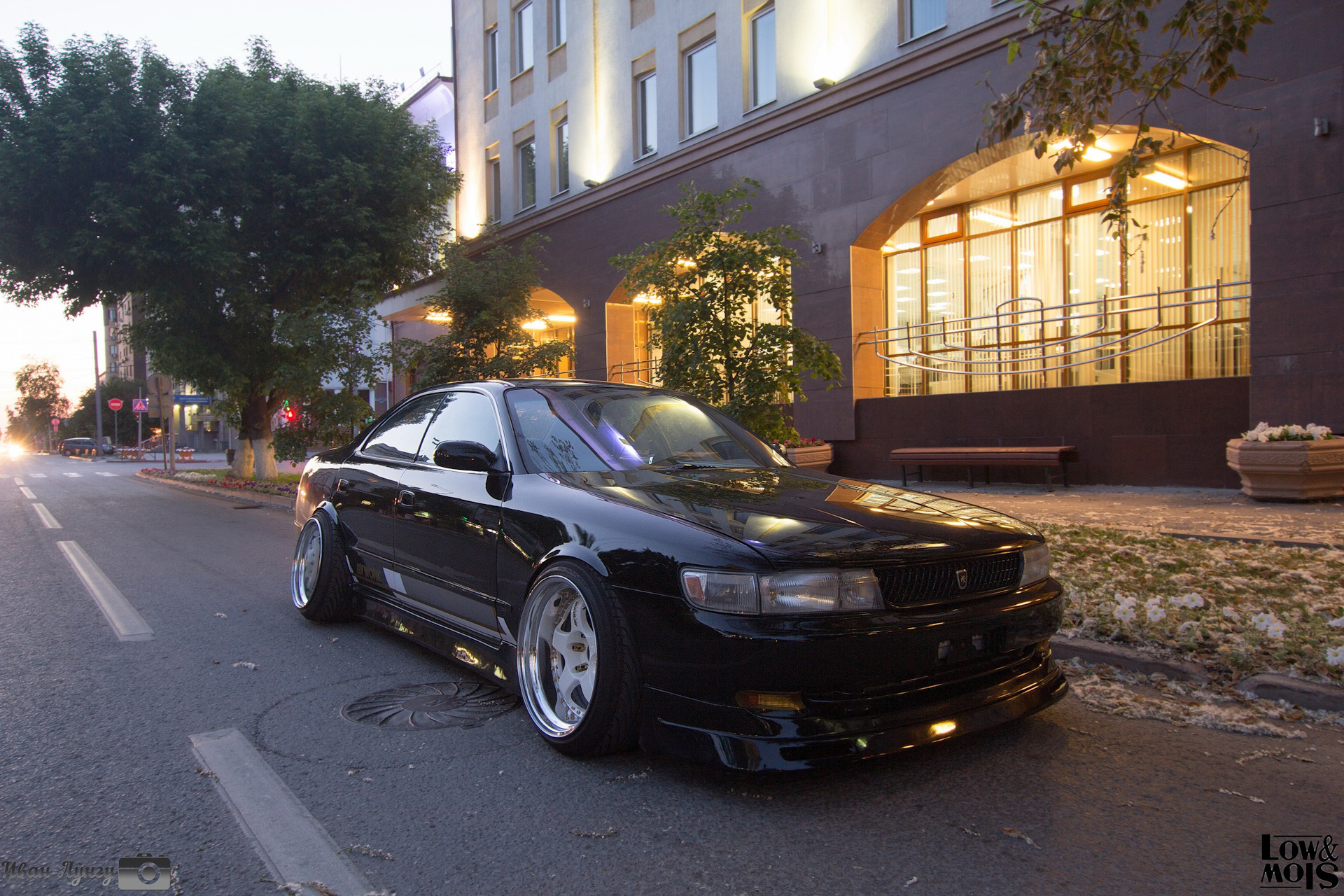 Toyota chaser 90. Toyota Chaser 1993 тюнинг. Drive 2 jzx90 Chaser. Toyota Chaser 90 фотосессия.