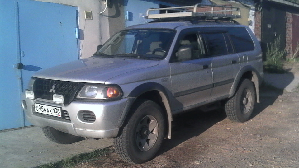 Mitsubishi Montero Sport