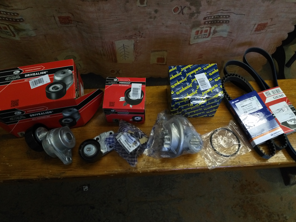 все новенькое, красивое такое — Chevrolet Lacetti 5D