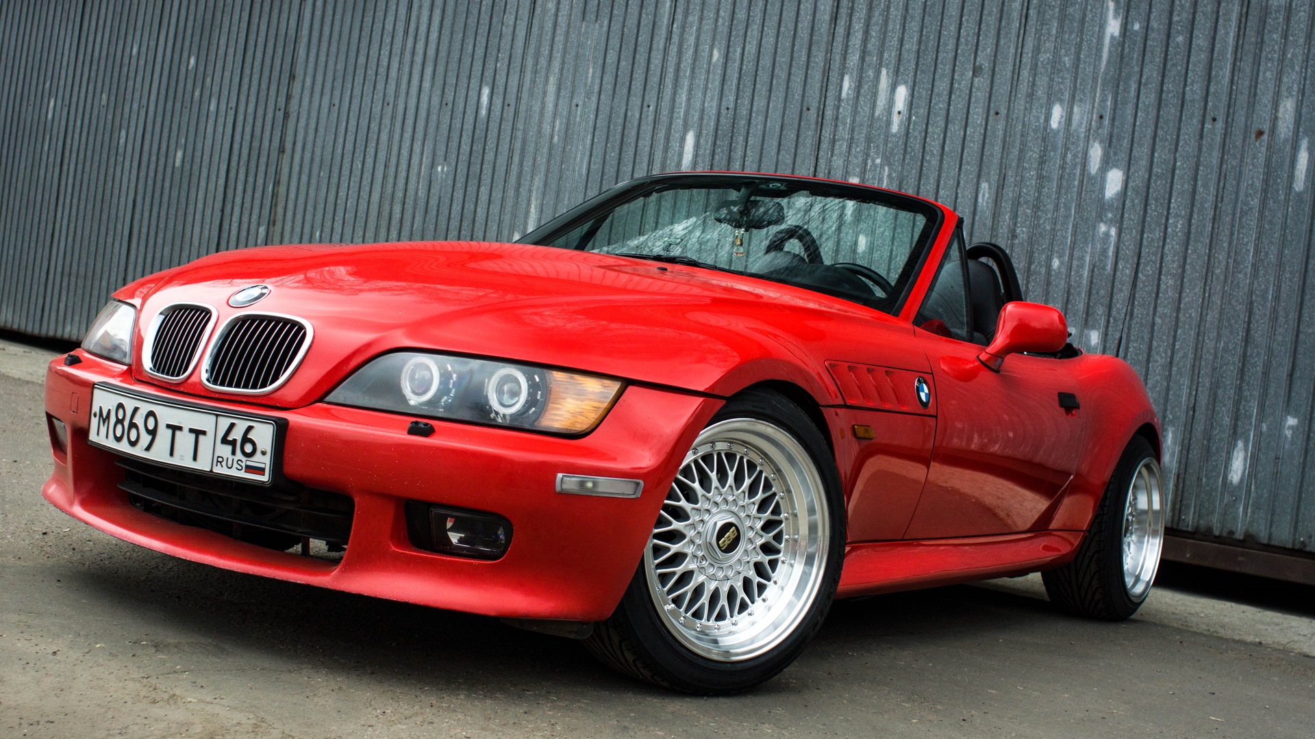 BMW z3 Red