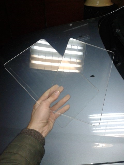 Установка конструкции крепления предохранителей и проводки в багажнике ...