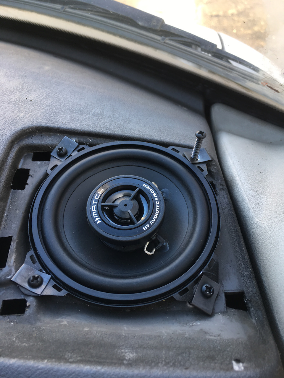 Музыка ALPINE Т4 — Volkswagen Transporter T4, 2,5 л, 2000 года ...