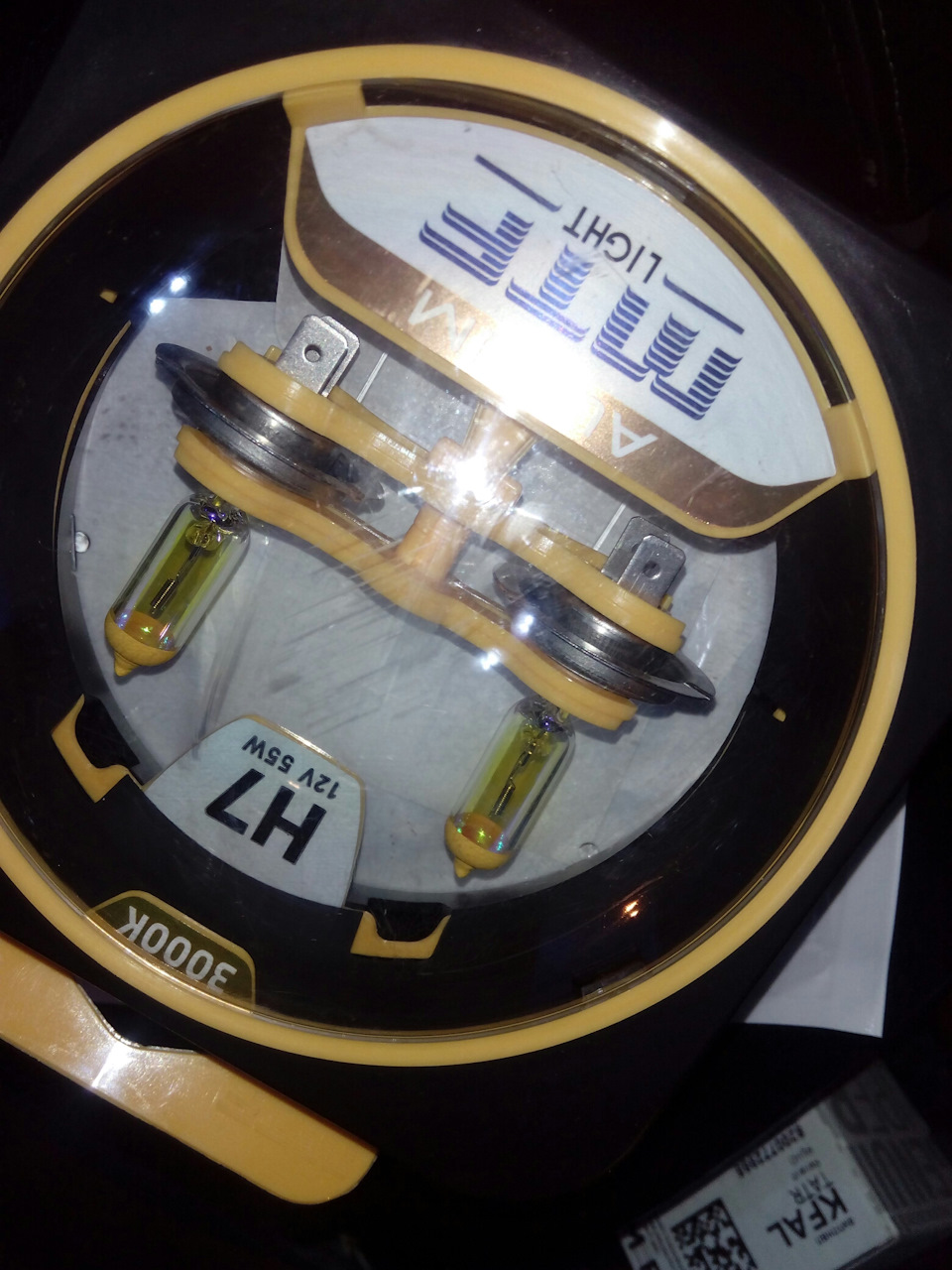 Замена ламп филипс на MTF — KIA Sorento (1G), 2,4 л, 2005 года | своими ...