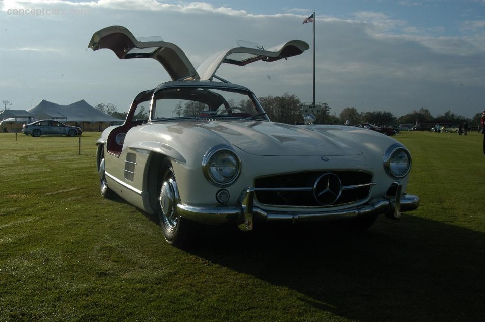 Mercedes Benz 300sl заброшенный