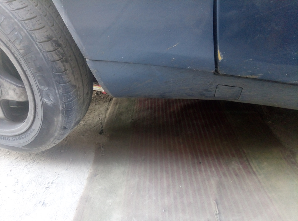 Заглушки акпп в поддоне картера двигателя — Mercedes-Benz E-class (W124 ...