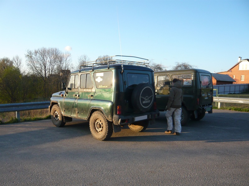 Уаз с дровами. Уаз тест драйв. Уаз 452 буханка в грязи. Уаз 469 new. Уаз тундра 469.
