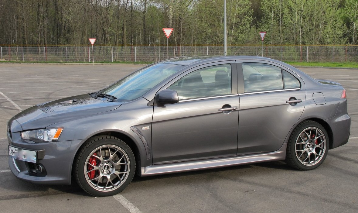 Диски на лансер. BBS Lancer 10. Лансер 10 на BBS. Lancer EVO 10 диски. Лансер 10 BBS r18.